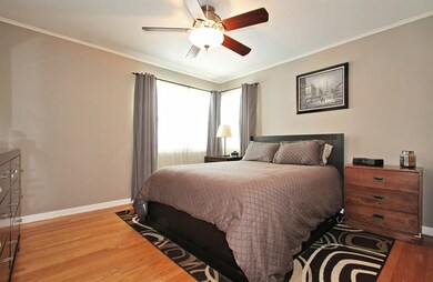 1383 S 6th Ave, Des Plaines, IL 60018 - photo 5