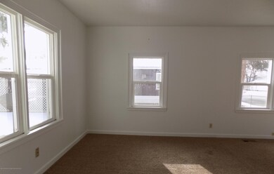 619 Colorado St, Craig, CO 81625 - photo 4