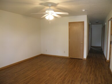 1716 Elizabeth St, Elkhart, IN 46516 - photo 3