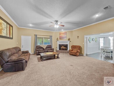 5711 Meadowland Dr, Texarkana, TX 75503 - photo 3