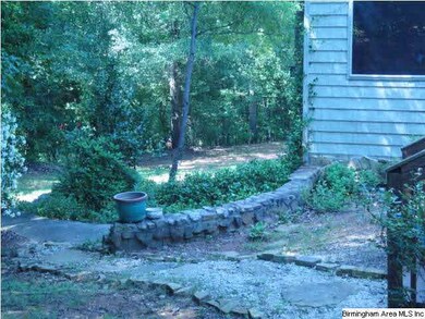 Lots of stone workGreat to be creative with all of