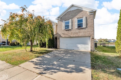5502 Floating Leaf Dr, Indianapolis, IN 46237 - photo 2