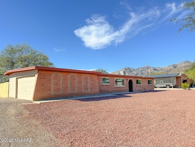 Front/Garage
