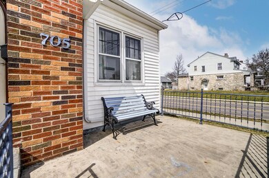 705 Chestershire Rd, Columbus, OH 43204 - photo 5