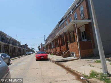 713 N Curley St, Baltimore, MD 21205 - photo 4