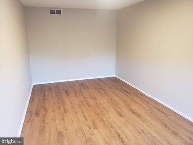 726 Sedgewick Ct unit 726, Sewell, NJ 08080 - photo 7