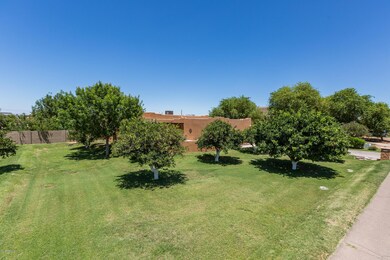 4) FRONT OF HOME