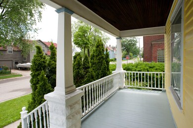 4_ front porch outside_7675