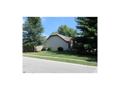 Notice the new 6' privacy fence!