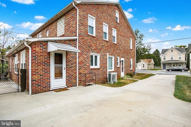 920 N West St, Carlisle, PA 17013 - photo 5