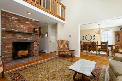 007-photo-living-room-7626657
