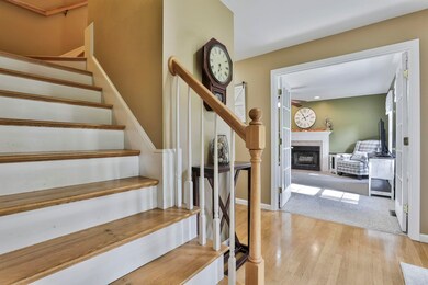 7 Klara Dr, MerriMacK, NH 03054 - photo 4