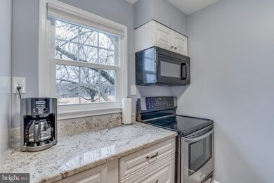 14481 Saint Germain Dr, Centreville, VA 20121 - photo 6