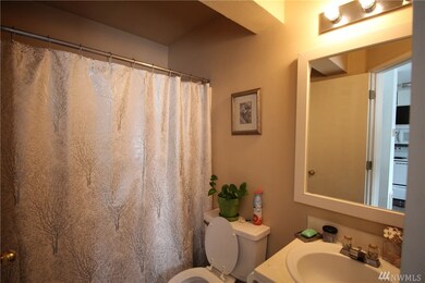 10 E Casino Rd unit C11, Everett, WA 98208 - photo 4