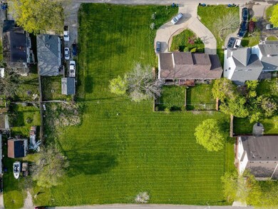 03-2442 Kilbourne Ave HDR-3