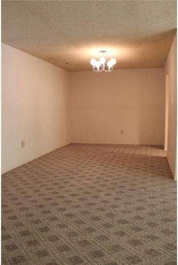 1019 Village Round unit J, Allentown, PA 18106 - photo 4