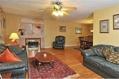 15 Walsingham St, Newton Lower Falls, MA 02462 - photo 4