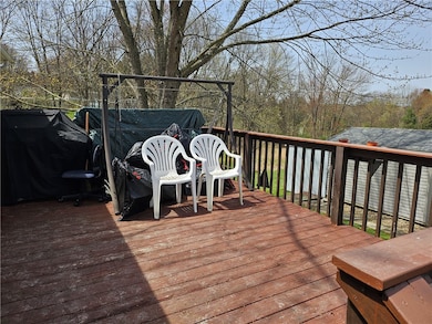 723 Joy Ln, Butler, PA 16001 - photo 5