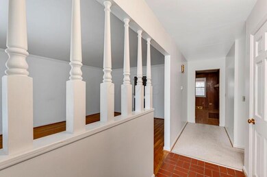 909 Critchfield Rd, Columbus, OH 43213 - photo 4