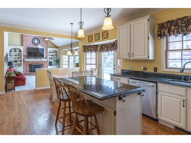 1042 Kristin Ct, Batavia, IL 60510 - photo 5