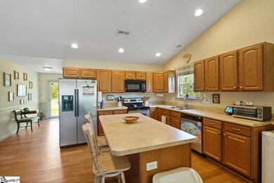 1781 Bishop Rd, Inman, SC 29349 - photo 4