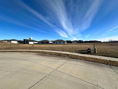 3709 Larchwood Cir, Spirit Lake, IA 51360 - photo 2