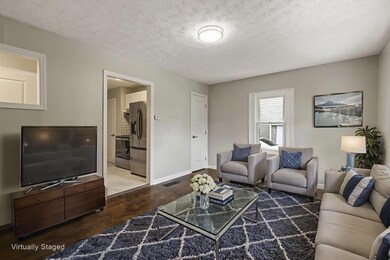 2025-5-31 2592 Grasmere Ave 017a