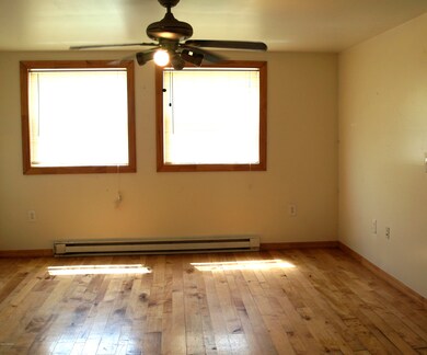 1008 Dickson St, Berwick, PA 18603 - photo 6