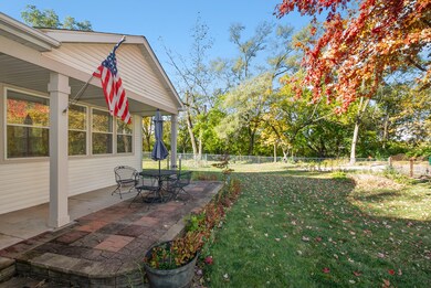 602 Norton Ave, Joliet, IL 60432 - photo 2