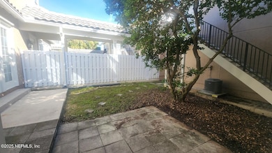 654 S Loop Pkwy, Saint Augustine, FL 32095 - photo 2