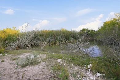 00 Cr 104, San Diego, TX 78384 - photo 5