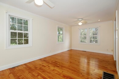 14 Chestnut St, Cos Cob, CT 06807 - photo 5