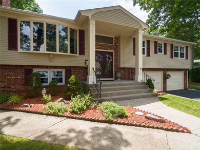 24 Teakwood Dr, Johnston, RI 02919 - photo 2