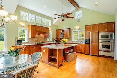 399 Sycamore Mills Rd, Media, PA 19063 - photo 2