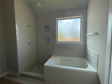 2561 Austin Trail, Friendswood, TX 77546 - photo 7