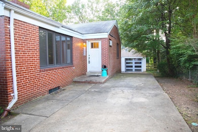 9406 Seminole St, Silver Spring, MD 20901 - photo 4