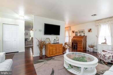186 Dorchester Dr, Southampton, NJ 08088 - photo 5