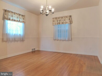 626 Radnor Ave, Haddonfield, NJ 08033 - photo 2