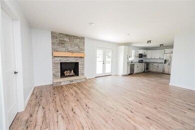 124 Gays Chapel Rd, Statesville, NC 28625 - photo 6