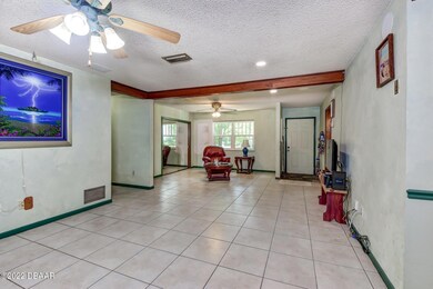 3-Living-Room-Area