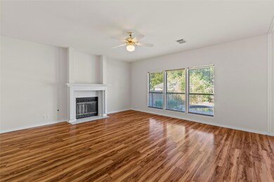 1124 Oaklands Dr, Round Rock, TX 78681 - photo 5