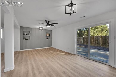 28 Pennwood Ln, Pueblo, CO 81005 - photo 4