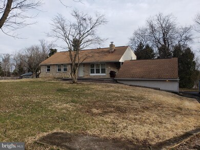 426 Lee Ave, Spring City, PA 19475 - photo 3