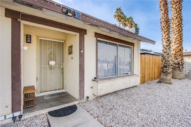 5399 Surrey St, Las Vegas, NV 89119 - photo 4