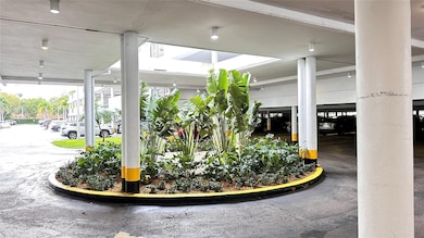 unlisted-address, Aventura, FL 33160 - photo 2