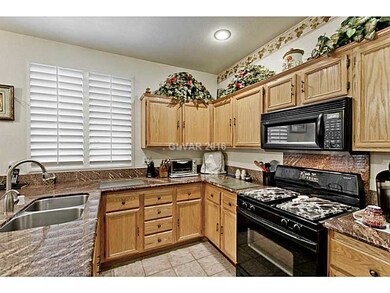 Kitchen. All appliances stay!