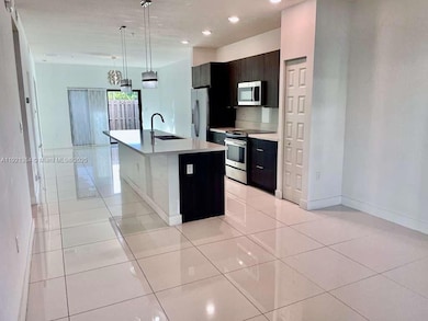 7805 NW 104th Ave unit 5, Doral, FL 33178 - photo 3