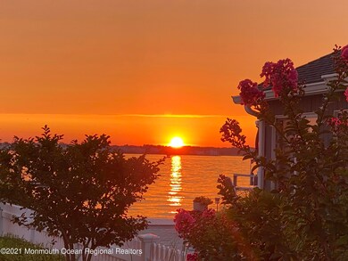 206 Pointe Dr unit SUMMER WEEKLY, Mantoloking, NJ 08738 - photo 2