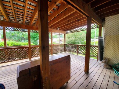 99 Atkinson St, Bellows Falls, VT 05101 - photo 6