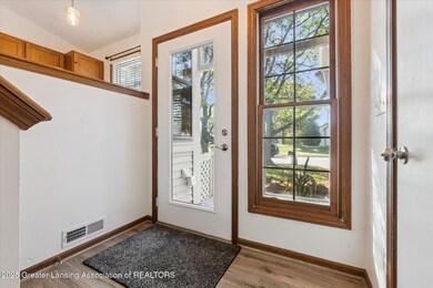 6512 Spring Tree Ln unit 14, Lansing, MI 48917 - photo 3